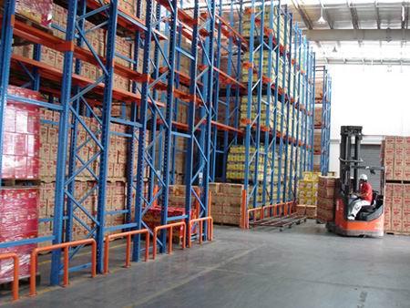 食品厂货架订做 易达厂家专业订制贯通式货架 通廊式货架